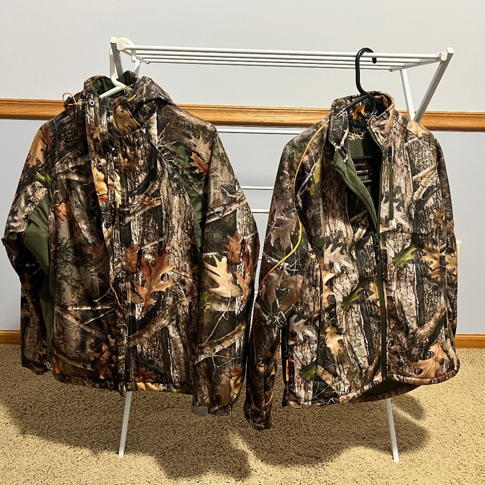 SHE full set (4 items) women’s camo- like new!